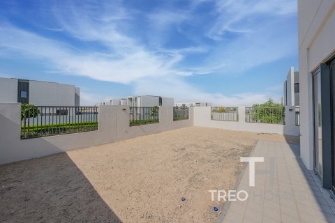 Villa para venda em Dubai Land, Dubai, EAU 4 quartos, 215.91 m2 № 753674 - foto 6