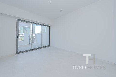 Villa para venda em Dubai Land, Dubai, EAU 4 quartos, 215.91 m2 № 753674 - foto 1