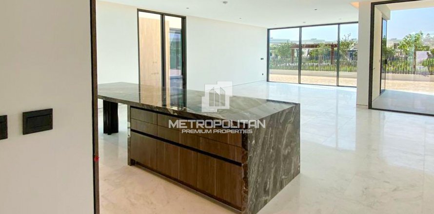 Vila v Tilal Al Ghaf, Dubai, SAE 5 ložnice, 683 m² Č.: 543080