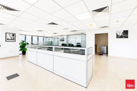 Üürile anda kontor asukohaga Dubai, AÜE: 101.4 m² Nr 722659 - pilt 4