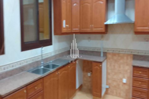 Müüa villa asukohaga Al Bateen, Abu Dhabi, AÜE: 10 magamistoaga, 1800 m² Nr 549012 - pilt 13