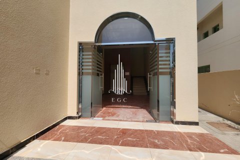 Müüa villa asukohaga Al Bateen, Abu Dhabi, AÜE: 10 magamistoaga, 1800 m² Nr 549012 - pilt 1