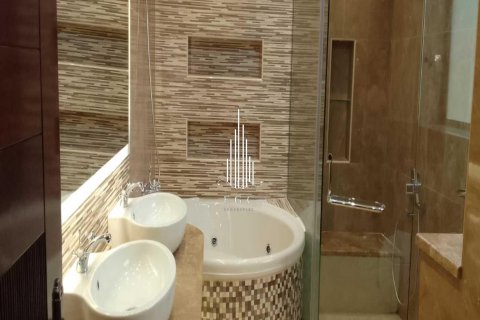 Müüa villa asukohaga Al Bateen, Abu Dhabi, AÜE: 10 magamistoaga, 1800 m² Nr 549012 - pilt 14
