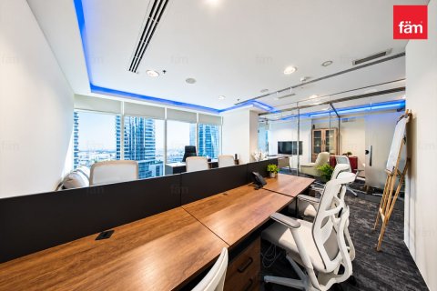Zyrë në Business Bay, Dubai, Emiratet e Bashkuara Arabe 64.8 m2. № 765818 - Foto 4