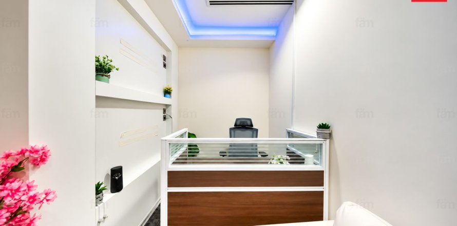 Zyrë në Business Bay, Dubai, Emiratet e Bashkuara Arabe 64.8 m2. № 765818