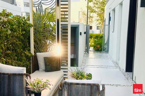 Βίλα σε Tilal Al Ghaf, Dubai, ΗΑΕ 4 υπνοδωμάτια, 226.2 τ.μ. Αρ. 722626 - φωτογραφία 3
