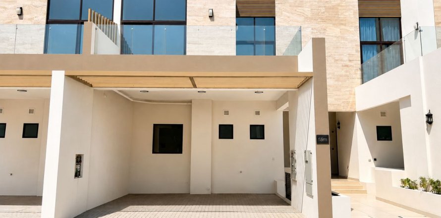 Ridamaja asukohaga Dubai, AÜE: 4 magamistoaga, 187.2 m² Nr 722628