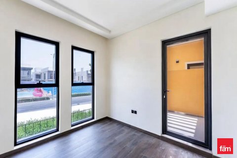 Üürile anda ridamaja asukohaga Dubai, AÜE: 4 magamistoaga, 144 m² Nr 722629 - pilt 10