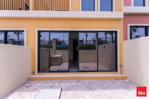 Üürile anda ridamaja asukohaga Dubai, AÜE: 4 magamistoaga, 144 m² Nr 722629 - pilt 15