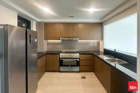Üürile anda ridamaja asukohaga Dubai, AÜE: 4 magamistoaga, 144 m² Nr 722629 - pilt 3