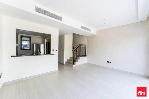 Üürile anda ridamaja asukohaga Dubai, AÜE: 4 magamistoaga, 144 m² Nr 722629 - pilt 2