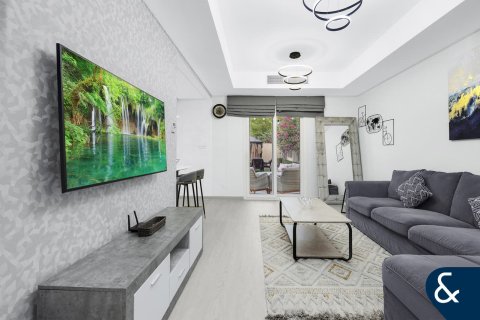 ویلا برای اجاره در The Springs، Dubai، امارات متحده عربی 2 خوابه ، 207 متر مربع ، شماره 668379 - تصویر 1