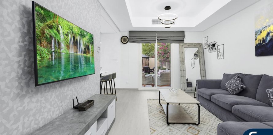 וילה ב The Springs, Dubai, איחוד האמירויות 2 חדרי שינה, 207 מ"ר מספר 668379