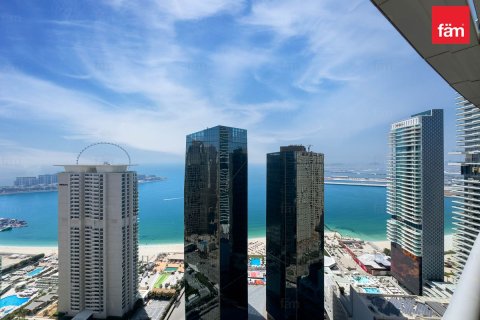 Apartment in Dubai, UAE 3 bedrooms, 241.5 sq.m. № 763800 - photo 22