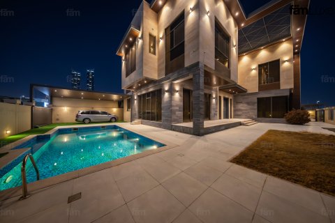 Villa Al Barsha, Dubaijā, AAE 7 istabas, 878.4 m2 Nr. 760151 - attēls 11