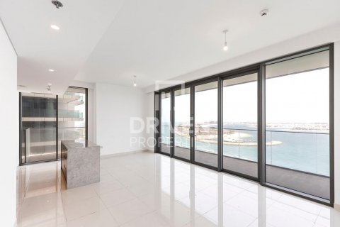 Apartment in Dubai Harbour, Dubai, UAE 2 bedrooms, 137 sq.m. № 603177 - photo 1