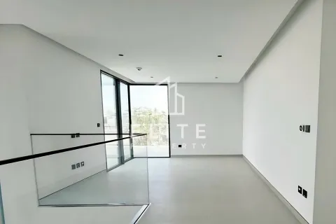 Vilë në Tilal Al Ghaf, Dubai, Emiratet e Bashkuara Arabe 5 dhoma gjumi, 520 m2. № 736532 - Foto 3