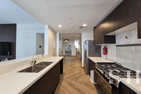 Apartment in Zabeel, Dubai, UAE 3 bedrooms, 173 sq.m. № 621098 - photo 14