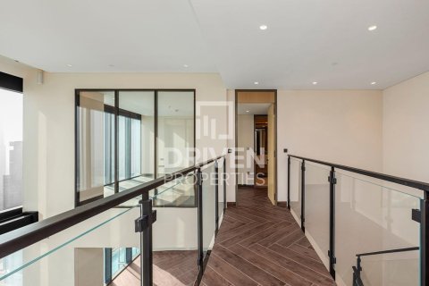 Dupleks u Zabeel, Dubai, UAE 2 spavaćih soba, 224.55 m2 Br. 761950 - fotografija 16