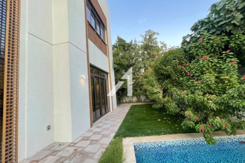 Vila v Mohammed Bin Rashid City, Dubai, SAE 5 spální, 880 m2 č. 690538 - Fotografia 16