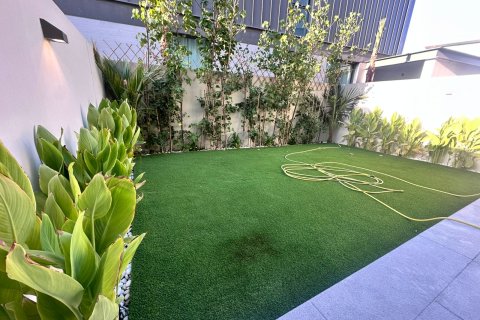 Üürile anda ridamaja asukohaga Dubai, AÜE: 3 magamistoaga, 342.91 m² Nr 750554 - pilt 4