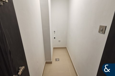 Lägenhet uthyres i Motor City, Dubai, UAE 3 sovrum, 194 kvm Nr. 668009 - fotografi 11