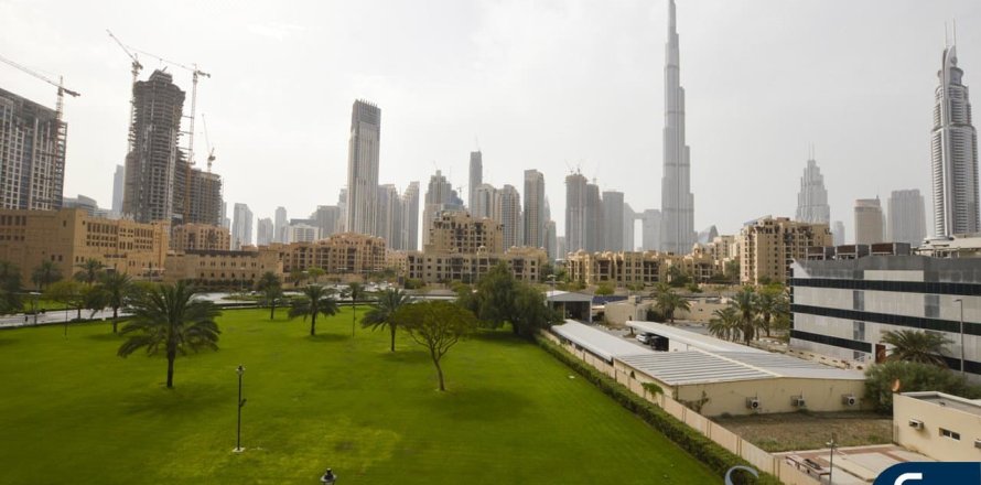 Apartmen di Downtown Dubai (Downtown Burj Dubai), UAE 3 bilik tidur, 196 meter persegi № 667829