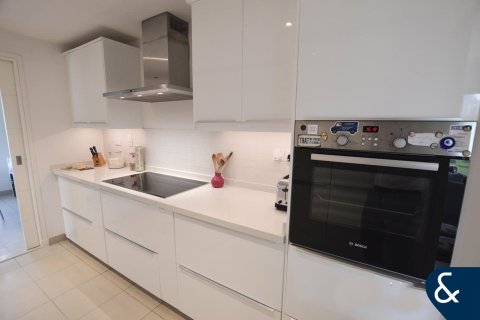 Apartmen di Downtown Dubai (Downtown Burj Dubai), UAE 3 bilik tidur, 196 meter persegi № 667829 - foto 15