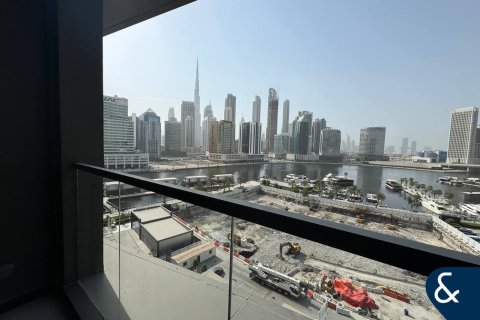 Apartament në Business Bay, Dubai, Emiratet e Bashkuara Arabe 2 dhoma gjumi, 104 m2. № 668011 - Foto 9