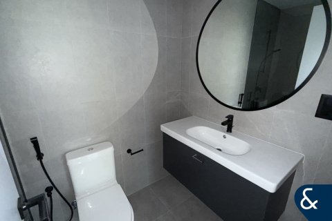 Apartament në Business Bay, Dubai, Emiratet e Bashkuara Arabe 2 dhoma gjumi, 104 m2. № 668011 - Foto 13