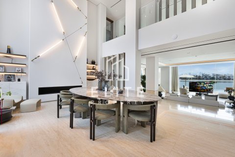 Vila u Palm Jumeirah, Dubai, UAE 6 spavaćih soba, 1406 m2 Br. 736576 - fotografija 15