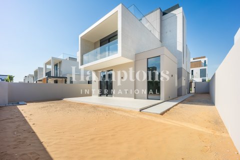 Villa in Arabian Ranches 3, Dubai, UAE 4 bedrooms, 447.97826600 sq.m. № 754594 - photo 12