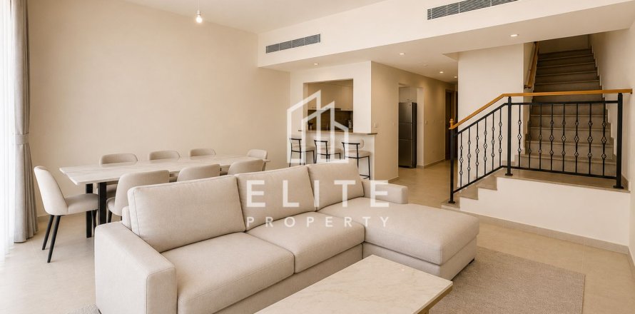 Damac Lagoons, Dubai, UAE의 타운하우스 침실 4개, 209제곱미터 번호 754743