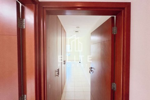 Apartment sa Greens, Dubai, UAE 2 silid-tulugan, 121 sq.m. № 764554 - larawan 7