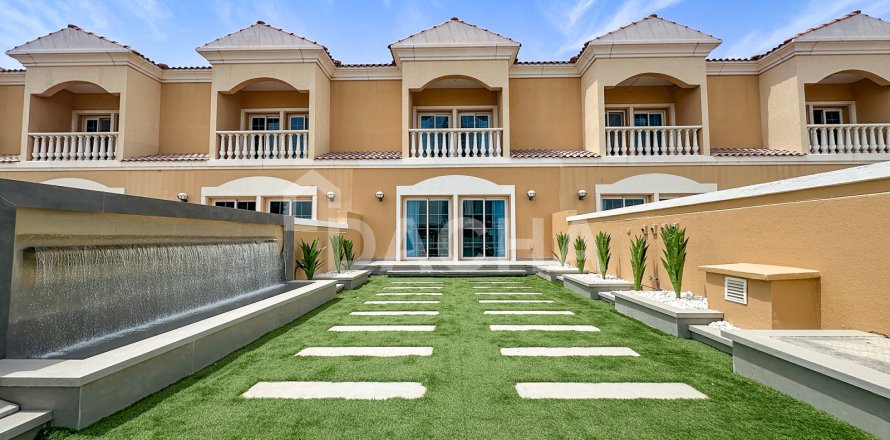 Kamienica w Jumeirah Village Triangle, Dubai, ZEA 2 sypialnie, 152 mkw. nr 707016