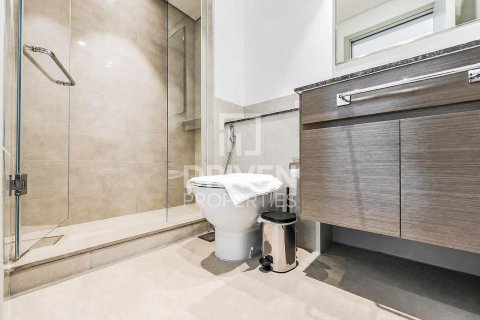 Apartamento en alquiler en Downtown Dubai (Downtown Burj Dubai), Dubai, EAU 2 dormitorios, 101.08 m2 № 768478 - foto 25