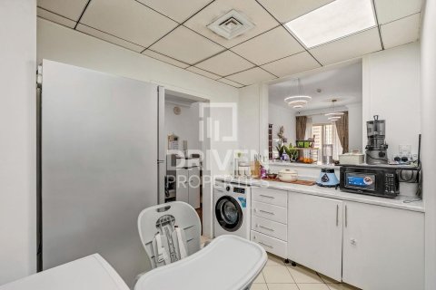Apartament në Jumeirah Lake Towers, Dubai, Emiratet e Bashkuara Arabe 2 dhoma gjumi, 121.52 m2. № 768480 - Foto 3