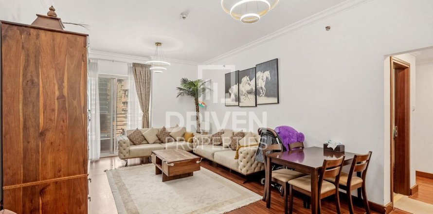 Apartament në Jumeirah Lake Towers, Dubai, Emiratet e Bashkuara Arabe 2 dhoma gjumi, 121.52 m2. № 768480
