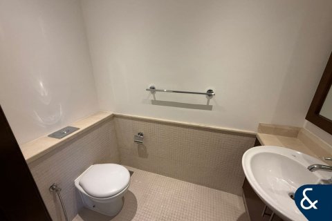 Lakás itt: Downtown Dubai (Downtown Burj Dubai), EAE, 2 hálószoba, 135 m², azonosító: 666230 - fénykép 8