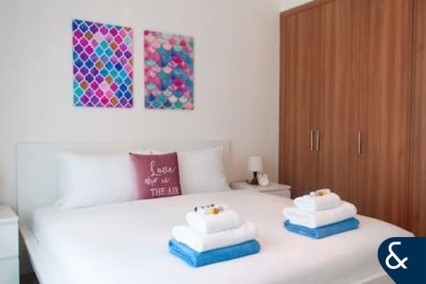 Lägenhet till försäljning i Dubai Marina, Dubai, UAE 2 sovrum, 129 kvm Nr. 666430 - fotografi 11