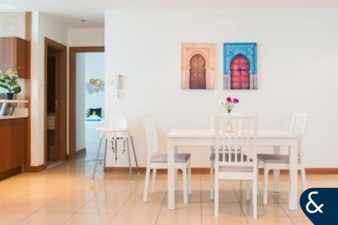 Lägenhet till försäljning i Dubai Marina, Dubai, UAE 2 sovrum, 129 kvm Nr. 666430 - fotografi 8