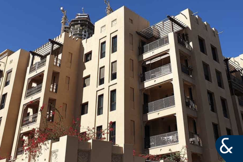 Lägenhet till försäljning i Old Town, Dubai, UAE 1 sovrum, 85 kvm Nr. 666431 - fotografi 12