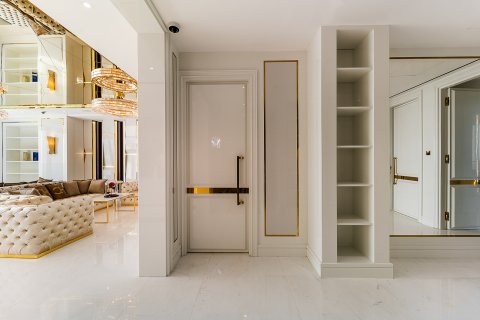 Apartment in Palm Jumeirah, Dubai, UAE 3 bedrooms, 317 sq.m. № 734174 - photo 25