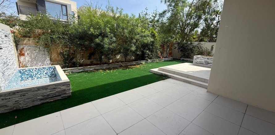 خانه شهری در Dubai Hills Estate، Dubai ، امارات متحده عربی 5 خوابه ، 293 متر مربع.  شماره 706323