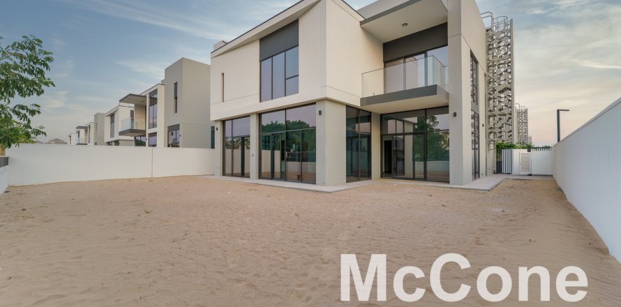 Řadový dům v Al Furjan, Dubai, SAE 4 ložnice, 336.03 m² Č.: 587138