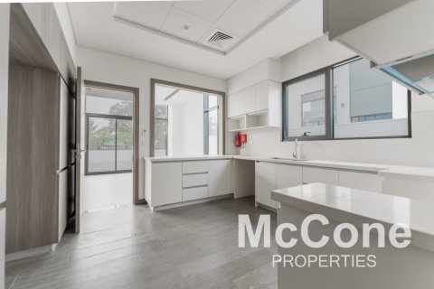 Řadový dům v Al Furjan, Dubai, SAE 4 ložnice, 336.03 m² Č.: 587137 - fotografie 6