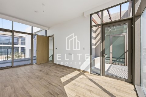 Villa til salg i Dubai, UAE 4 soveværelser № 681857 - foto 11