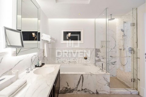 Apartment in Downtown Dubai (Downtown Burj Dubai), UAE 2 bedrooms, 135 sq.m. № 601036 - photo 20