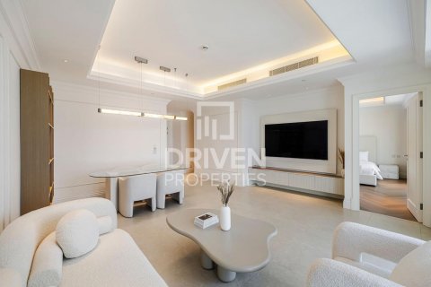 Apartment in Downtown Dubai (Downtown Burj Dubai), UAE 2 bedrooms, 135 sq.m. № 601036 - photo 3
