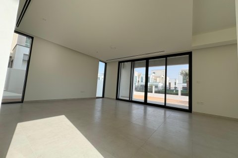 Müüa villa asukohaga Dubai, AÜE: 4 magamistoaga, 422 m² Nr 766174 - pilt 12